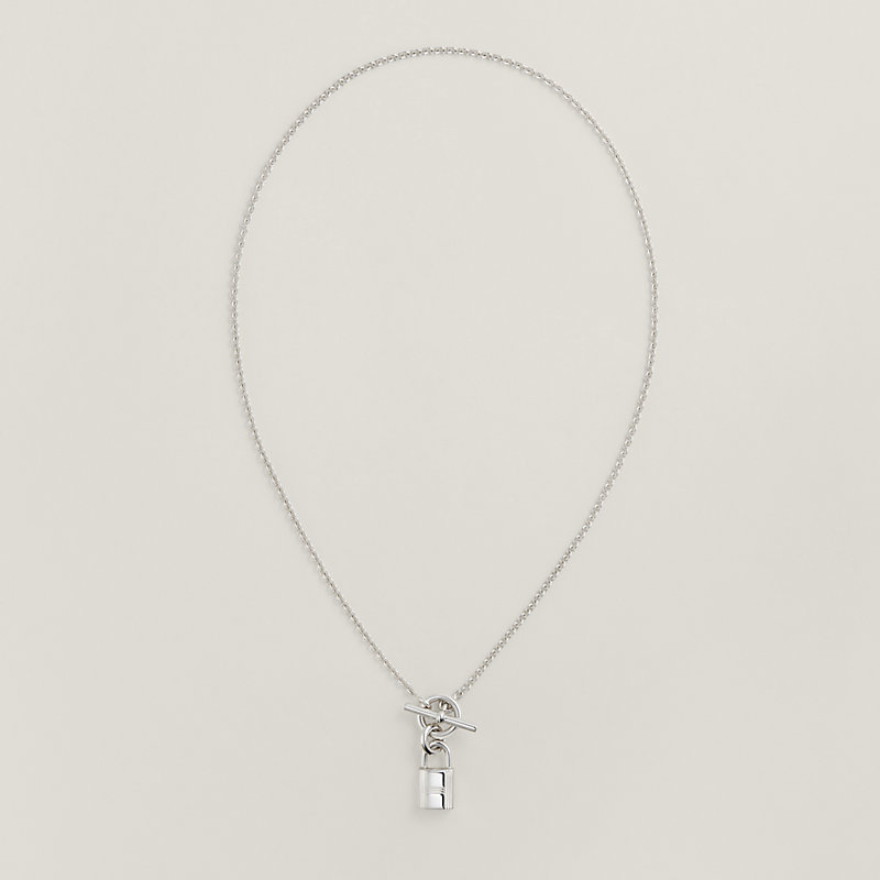 ＊エレガント＊【HERMES】エルメス ペンダント Kelly Cadenas Kelly Cadenas pendant | Hermès USA